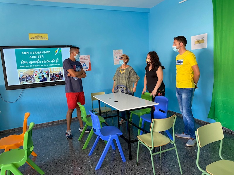 El nuevo aula digital del colegio Hernández Ardieta, de Roldán