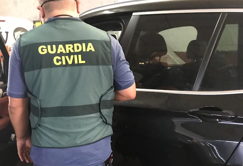 La Guardia Civil interviene los vehículos manipulados