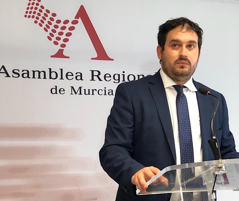 El alcalde de Los Alcázares, Mario Pérez Cervera, en su intervención en la Asamblea regional