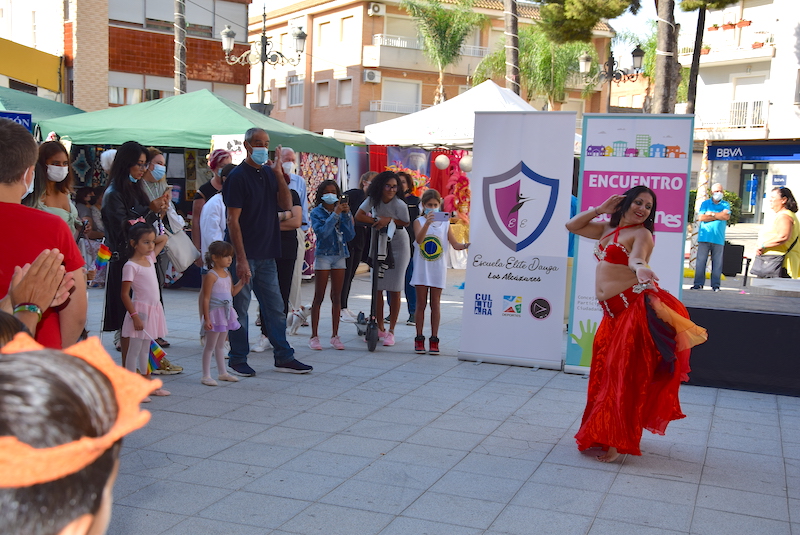 Exhibición de danza en la Feria de Asociaciones de Los Alcázares