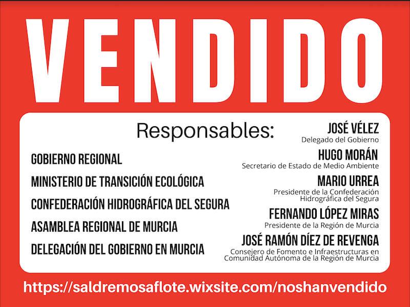 Cartel de denuncia de la asociación de afectados por las inundaciones en Los Alcázares