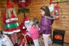 Niños en la casa de Papá Noel de San Pedro del Pinatar